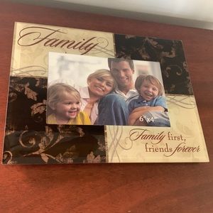 Nice “Family First, Friends Forever” Picture Frame